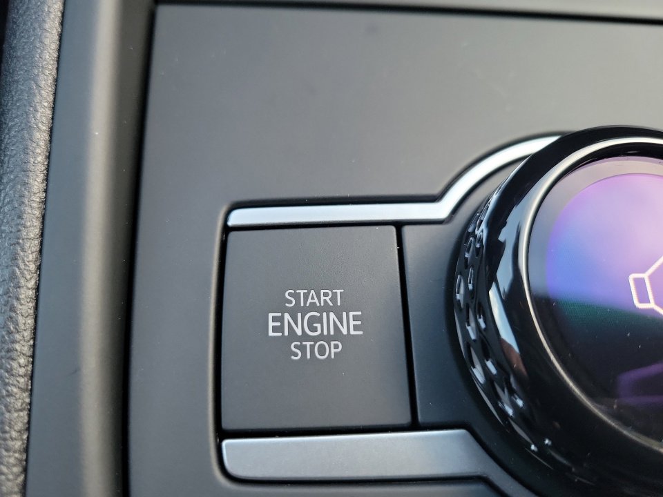 New 2026 Volkswagen Tiguan SE R-Line image 20