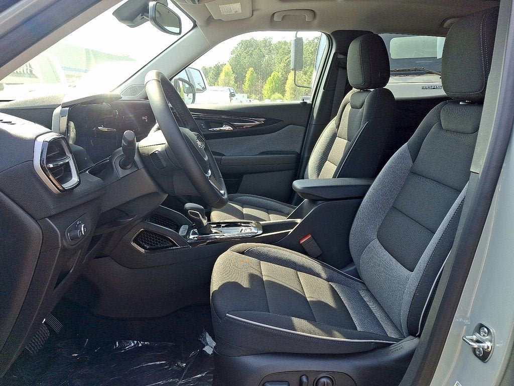New 2026 Chevrolet TrailBlazer LT w/ Convenience Package FWD image 10