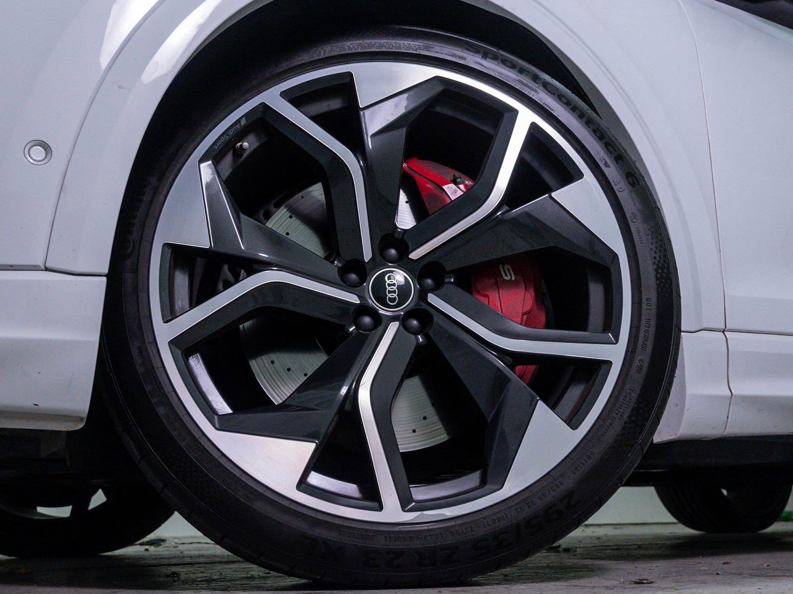 Used 2021 Audi RS Q8 w/ Black Optic Package AWD/4WD image 6