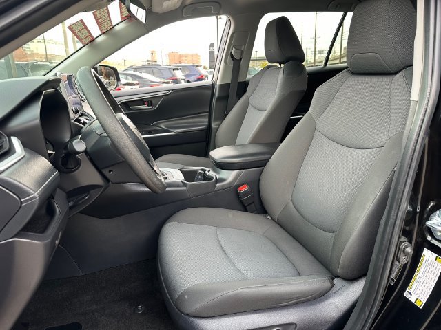 Certified 2025 Toyota RAV4 XLE AWD/4WD image 9