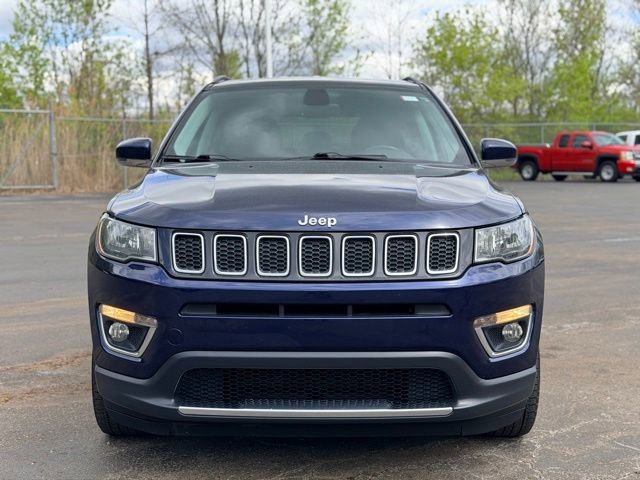 Used 2017 Jeep Compass Limited AWD/4WD image 2