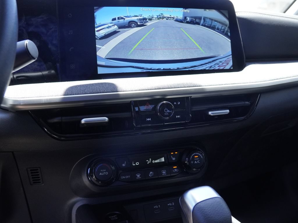 New 2026 Nissan Kicks SV w/ Cold Weather Package FWD image 15