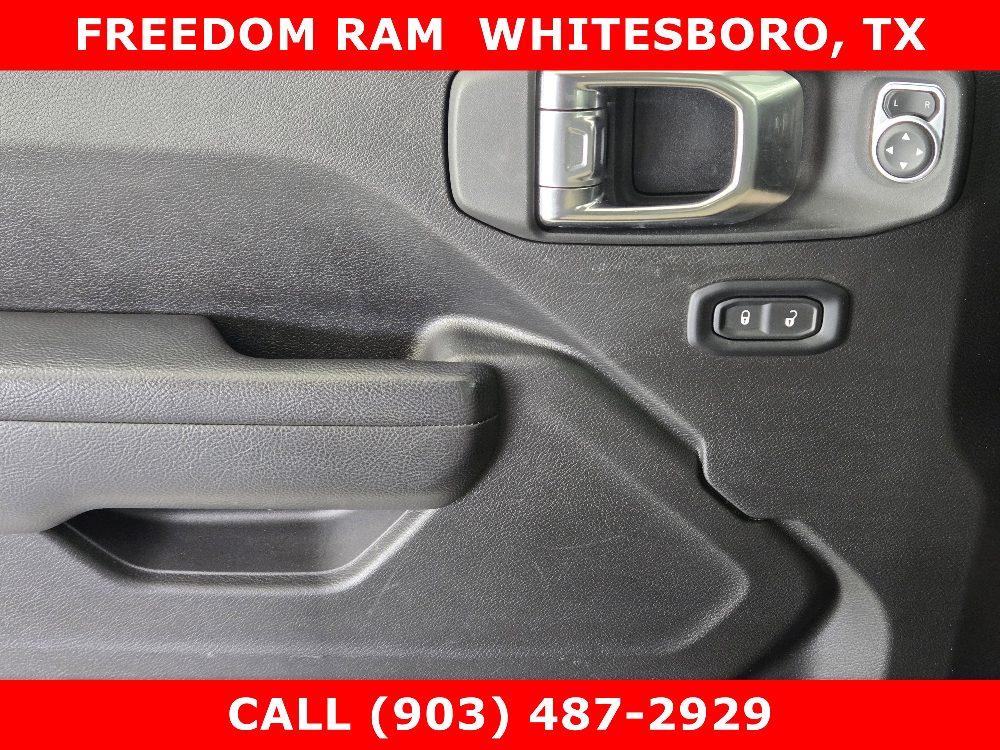 Used 2025 Jeep Wrangler Unlimited Rubicon image 17