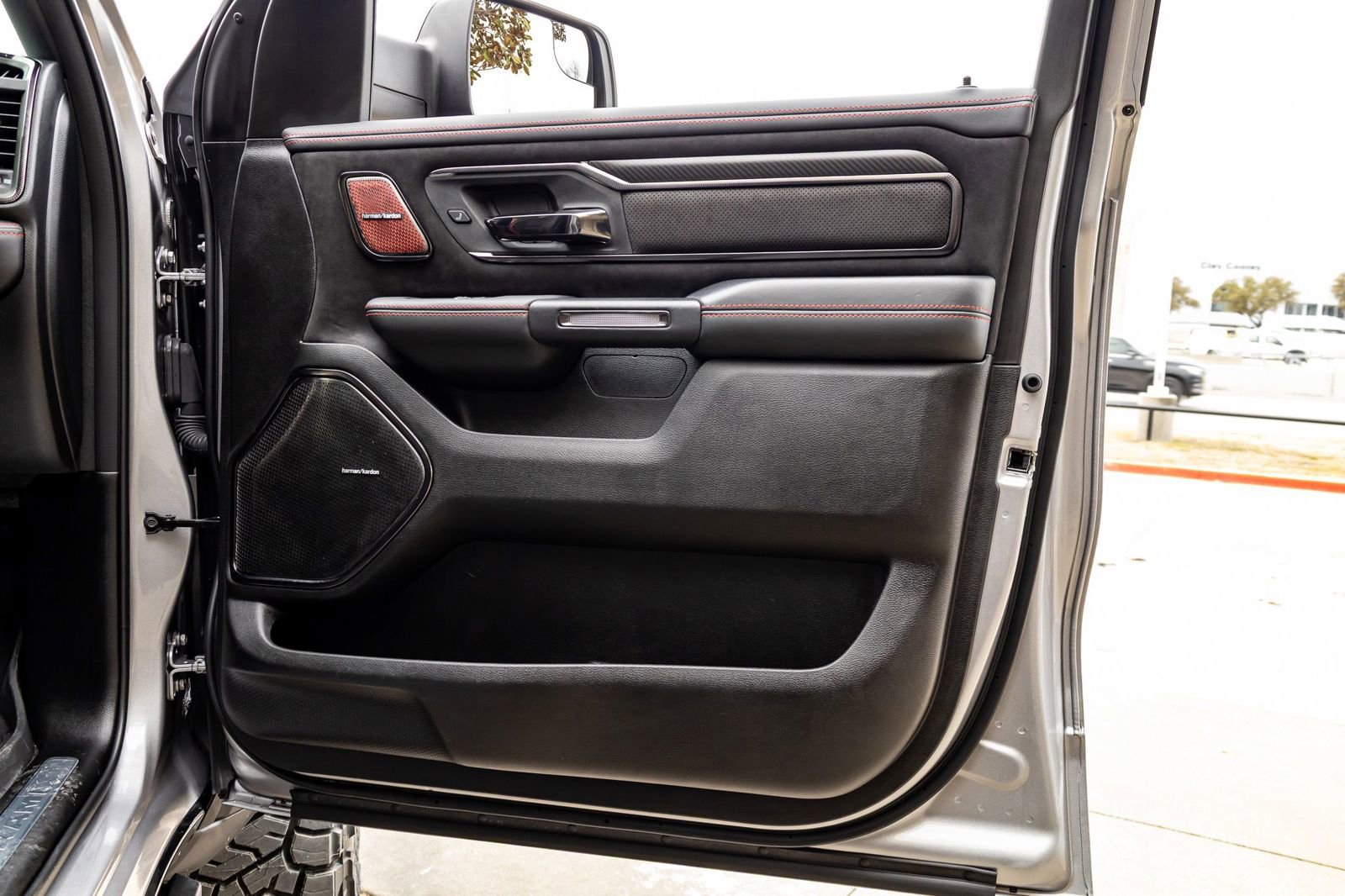 Used 2025 RAM 1500 RHO w/ RHO Level 1 Equipment Group image 38