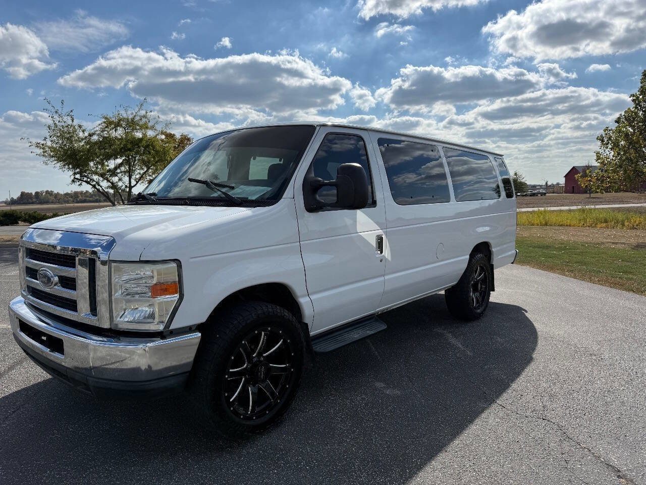 Used 2010 Ford E-350 and Econoline 350 Extended Wagon Super Duty
