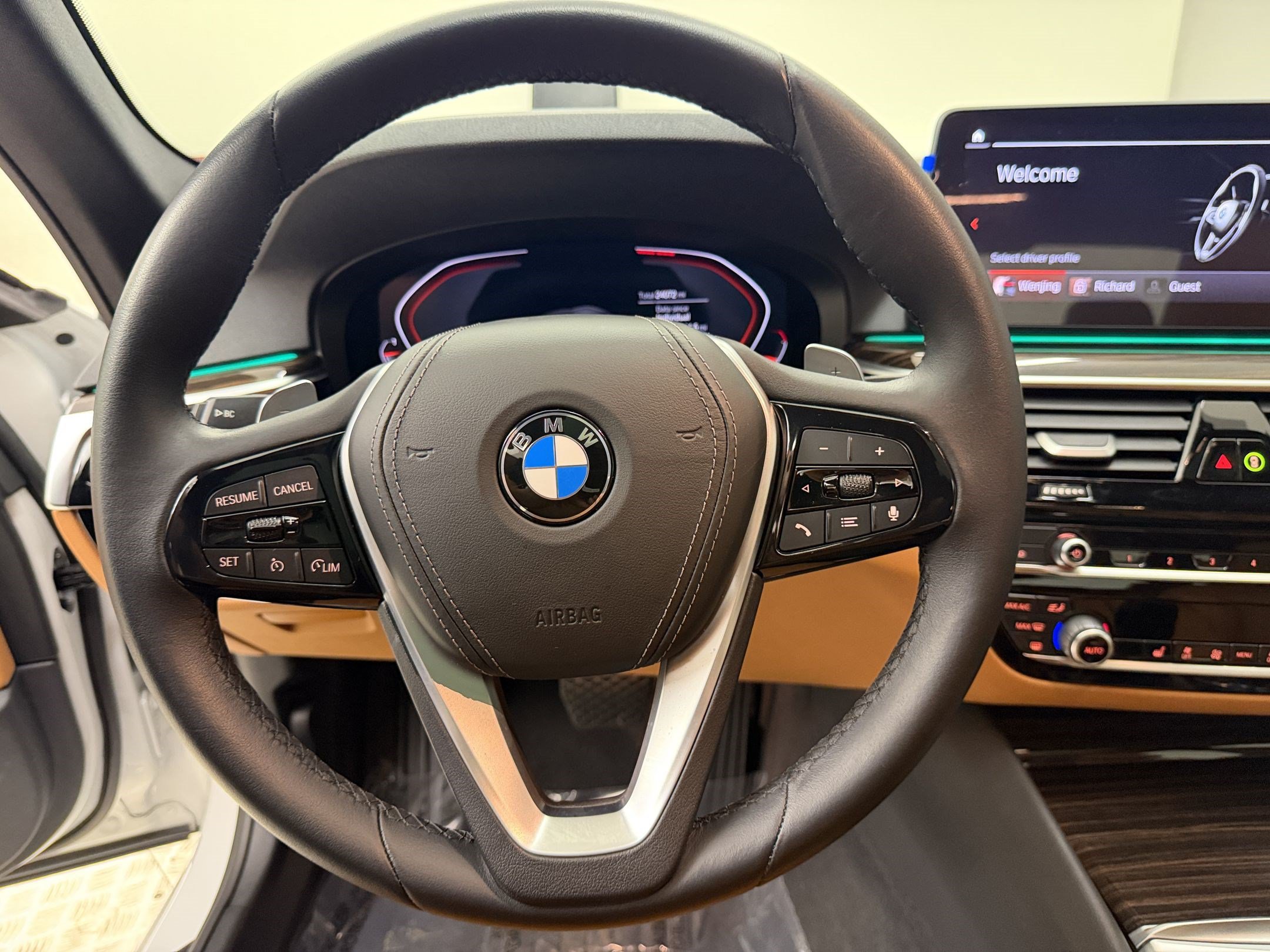 Certified 2023 BMW 530i w/ Premium Package RWD image 11