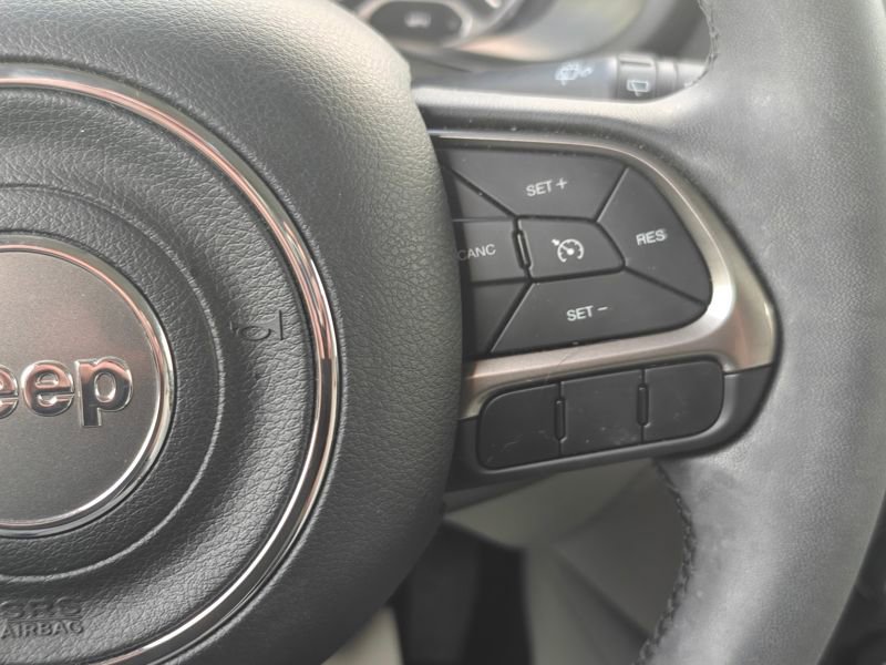 Used 2022 Jeep Renegade Latitude image 26