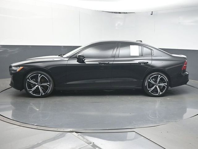Certified 2025 Volvo S60 B5 Plus AWD/4WD image 5