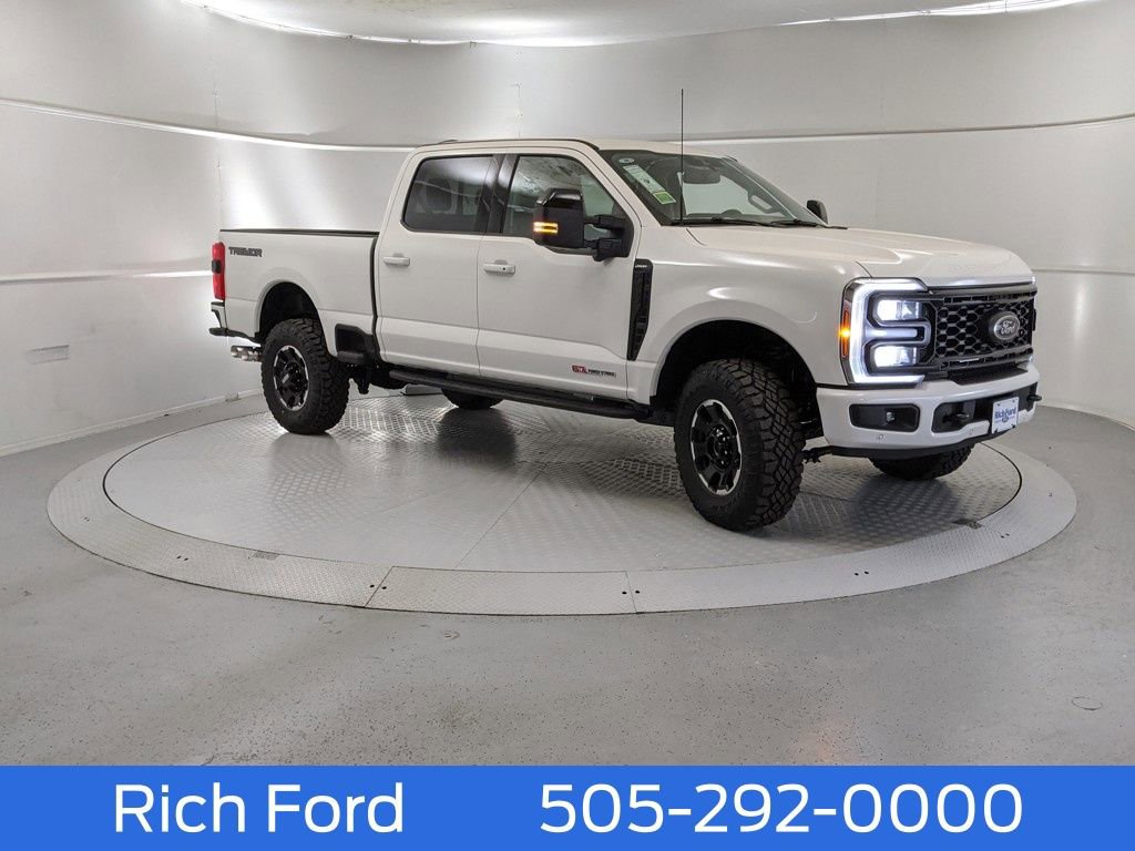 New 2025 Ford F250 Lariat w/ Lariat Ultimate Package