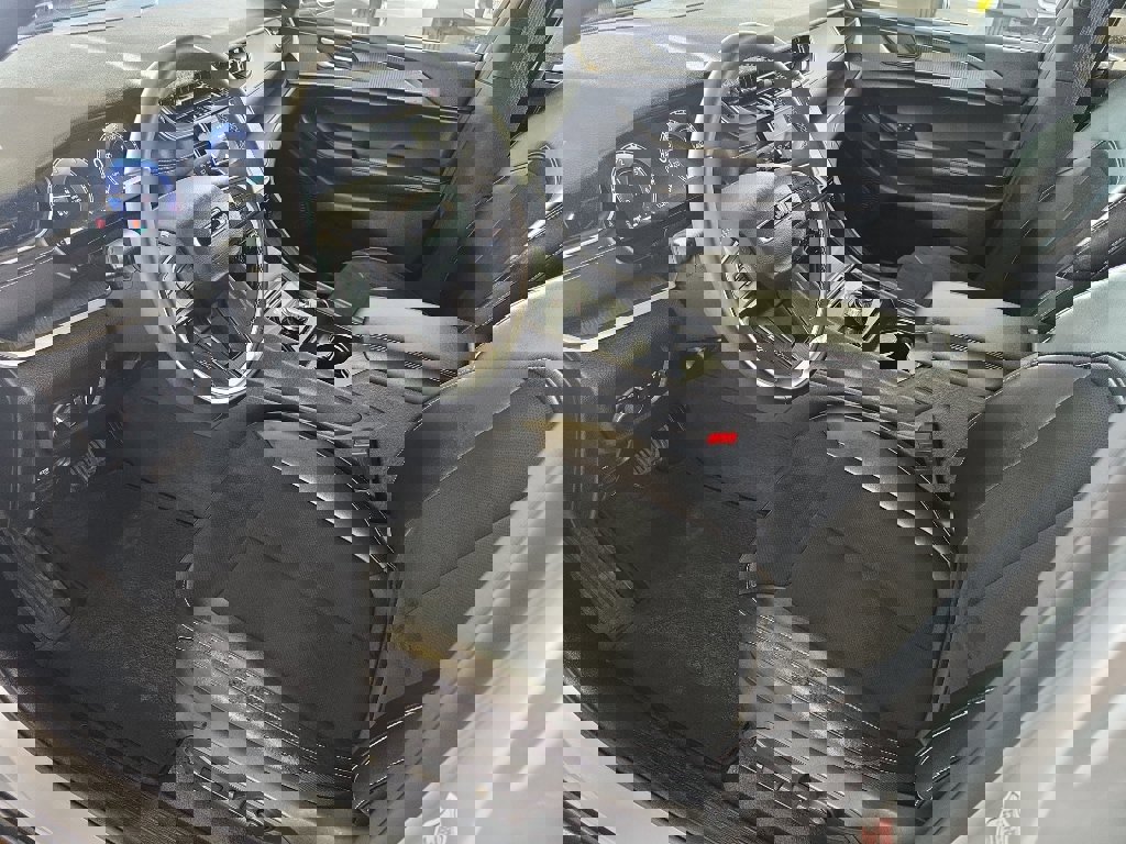 Used 2024 Jeep Grand Cherokee L Altitude image 14