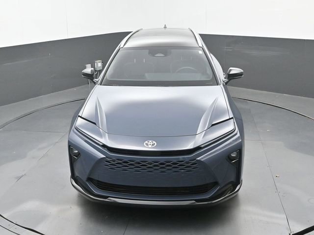 Used 2025 Toyota Crown Signia w/ Advanced Technology Package image 29