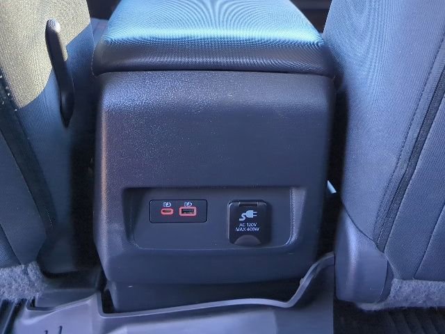 Used 2022 Nissan Frontier PRO-4X image 17