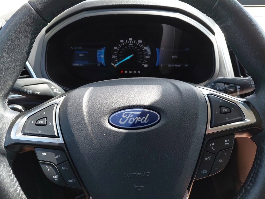 Used 2024 Ford Edge Titanium image 18