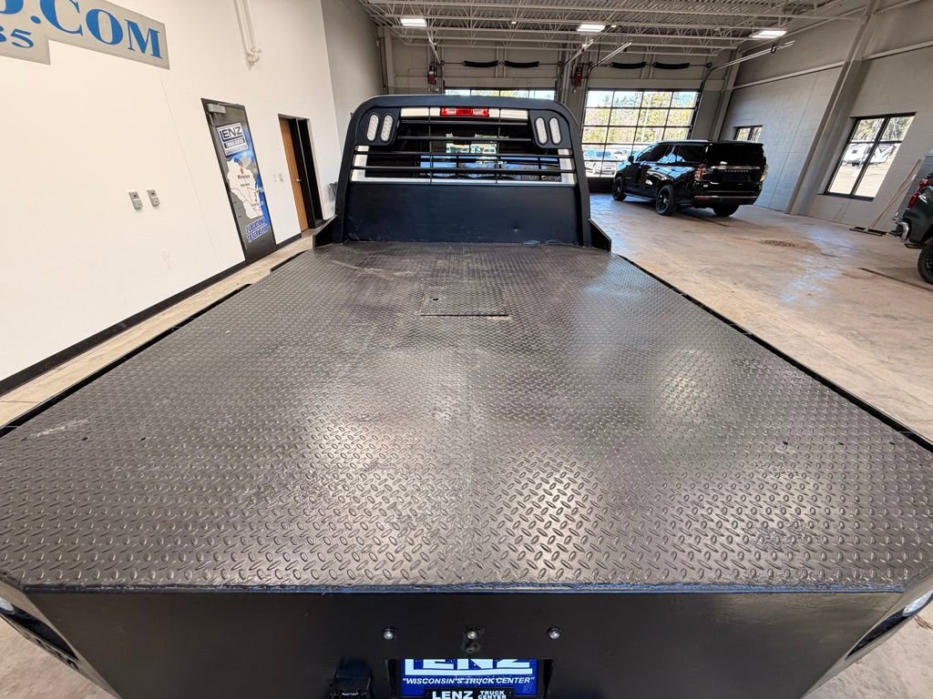 Used 2020 RAM 3500 Tradesman w/ Chrome Appearance Group AWD/4WD image 7