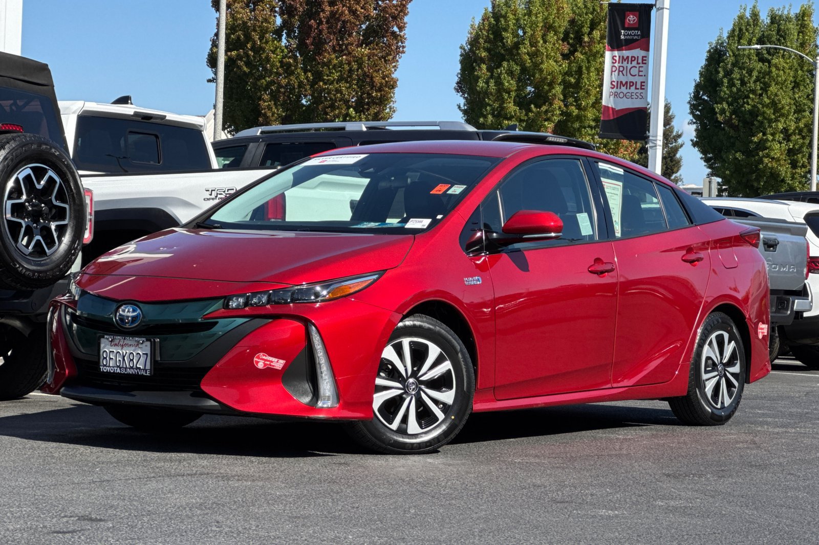 Certified 2018 Toyota Prius Prime Plus FWD image 2