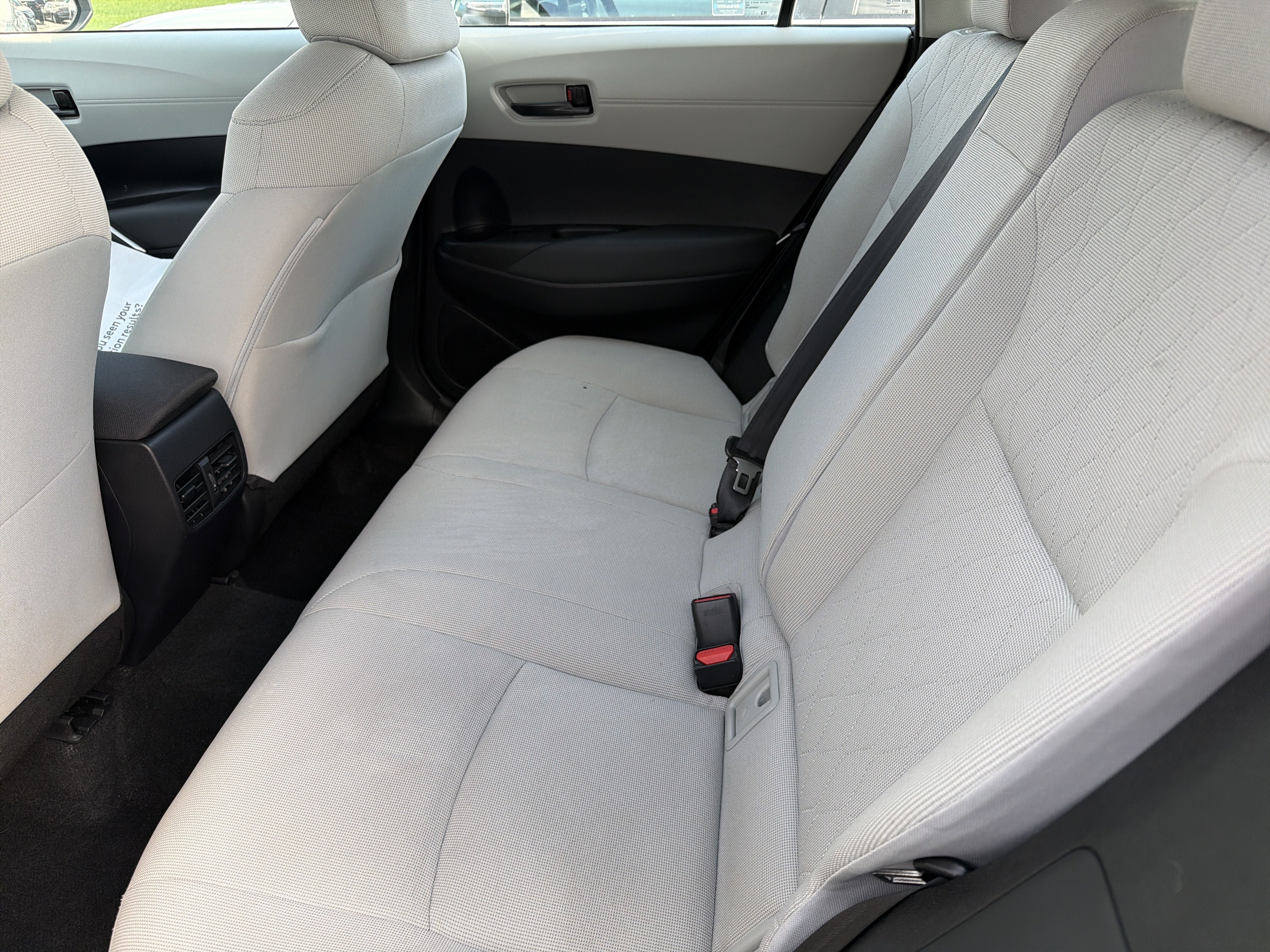 Used 2022 Toyota Corolla Cross L AWD/4WD image 21