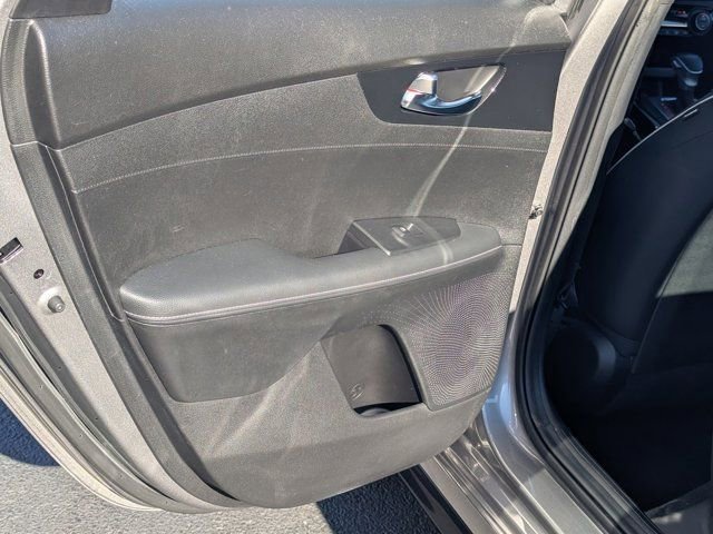 Used 2023 Kia Forte GT-Line image 18