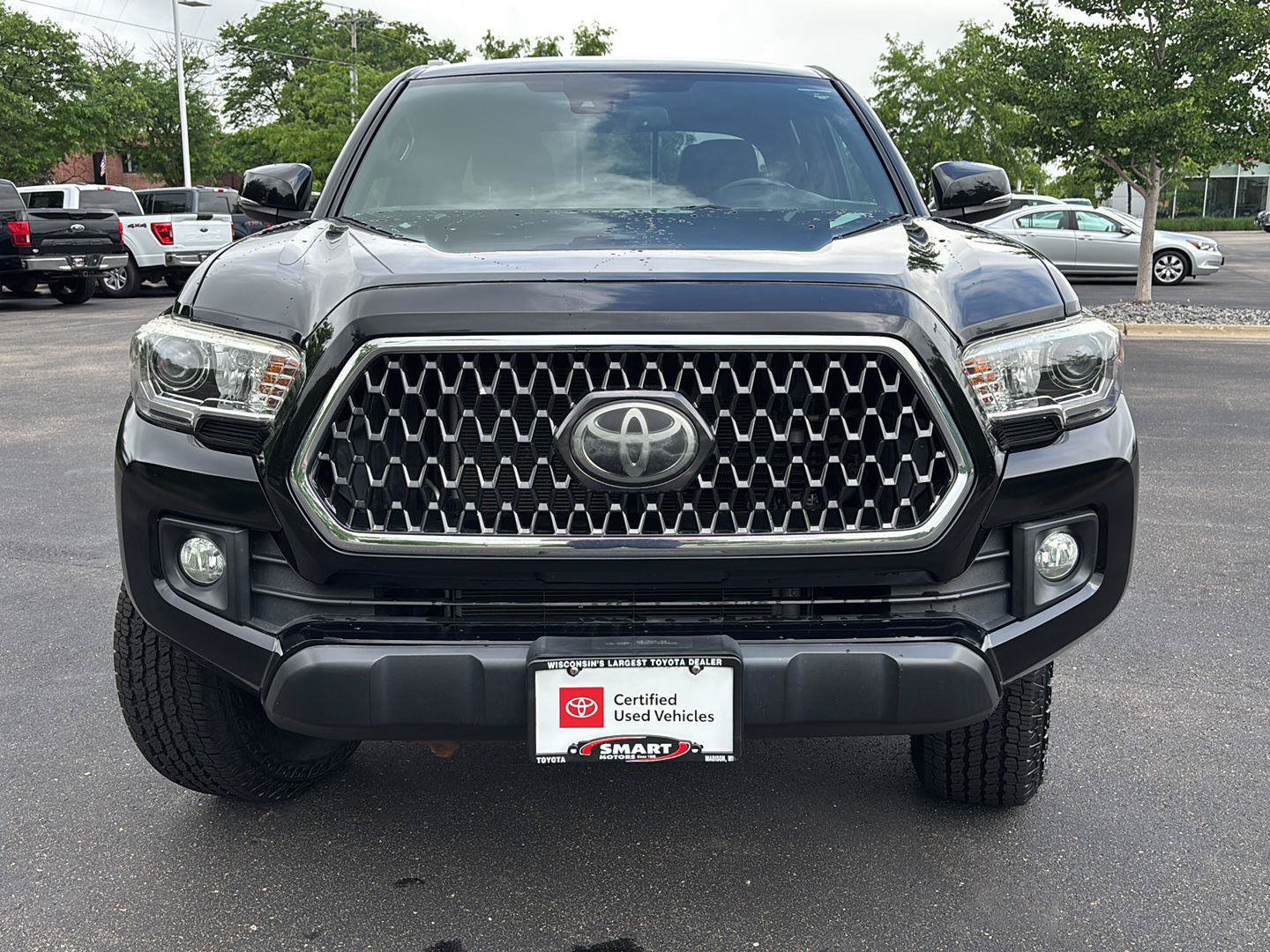 Used 2019 Toyota Tacoma TRD Off-Road AWD/4WD image 6