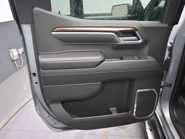 Used 2025 GMC Sierra 1500 Elevation w/ Elevation Premium Package image 16
