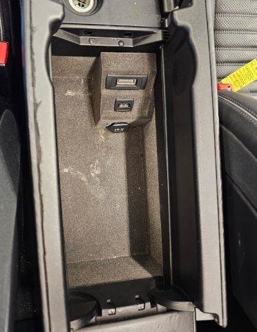 Used 2013 Mercedes-Benz SL 550 image 30