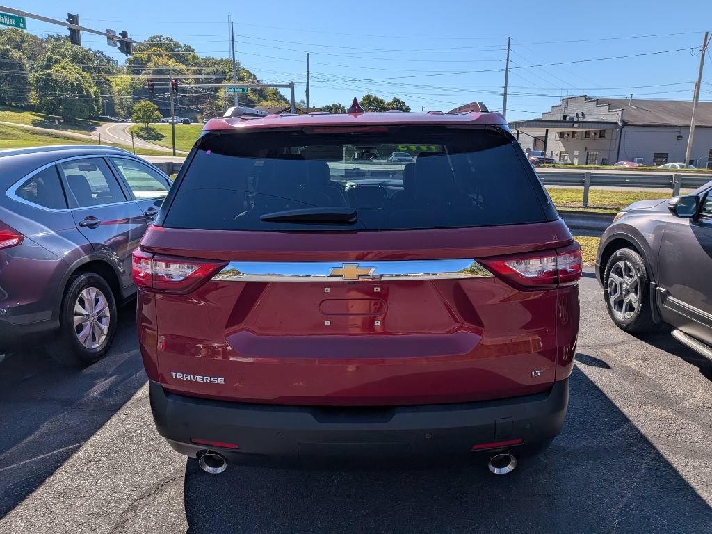 Used 2019 Chevrolet Traverse LT FWD image 3