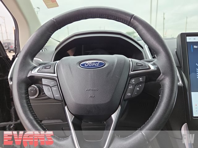 Used 2024 Ford Edge Titanium AWD/4WD image 14