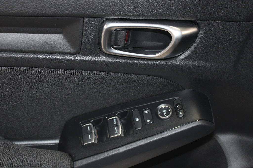 Used 2024 Honda Civic LX image 6