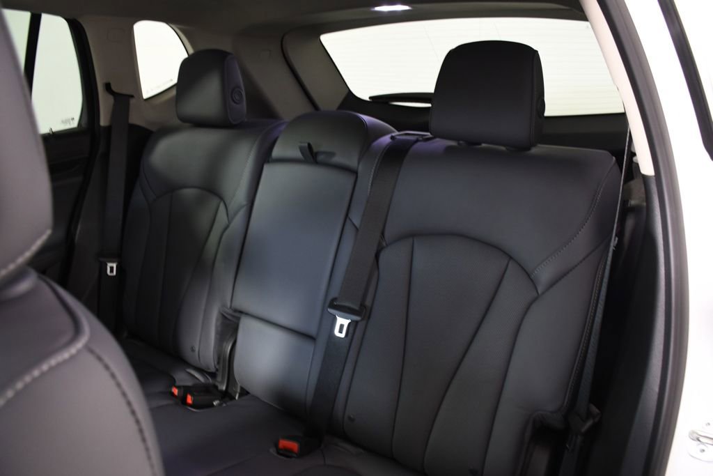 Used 2019 Buick Envision Essence image 28