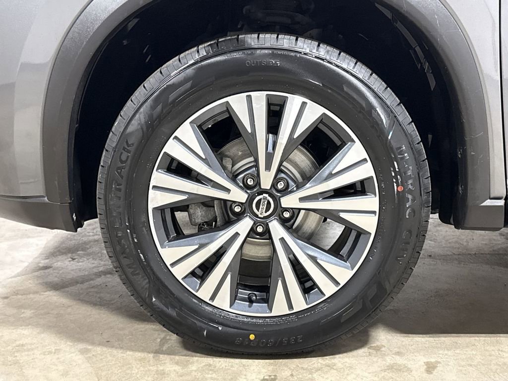 Used 2021 Nissan Rogue SV AWD/4WD image 26