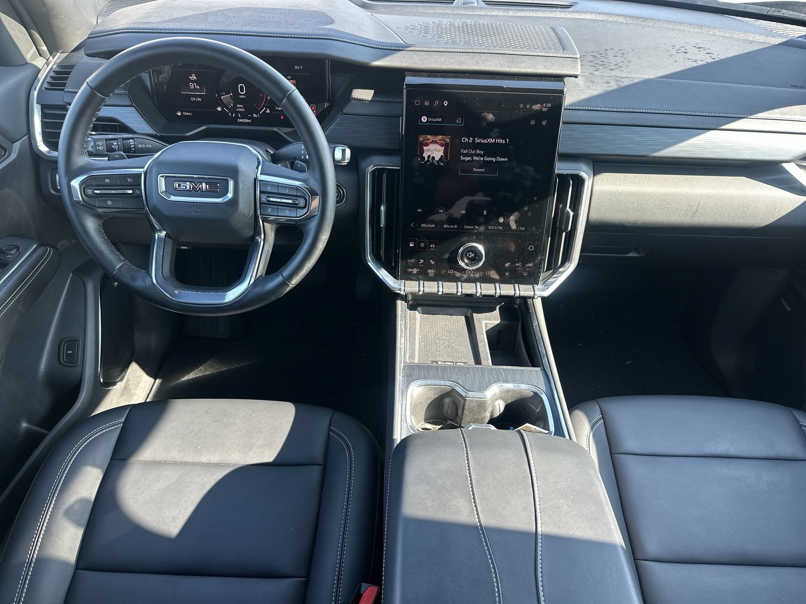 Used 2026 GMC Acadia Elevation w/ Elevation Premium Package FWD image 18