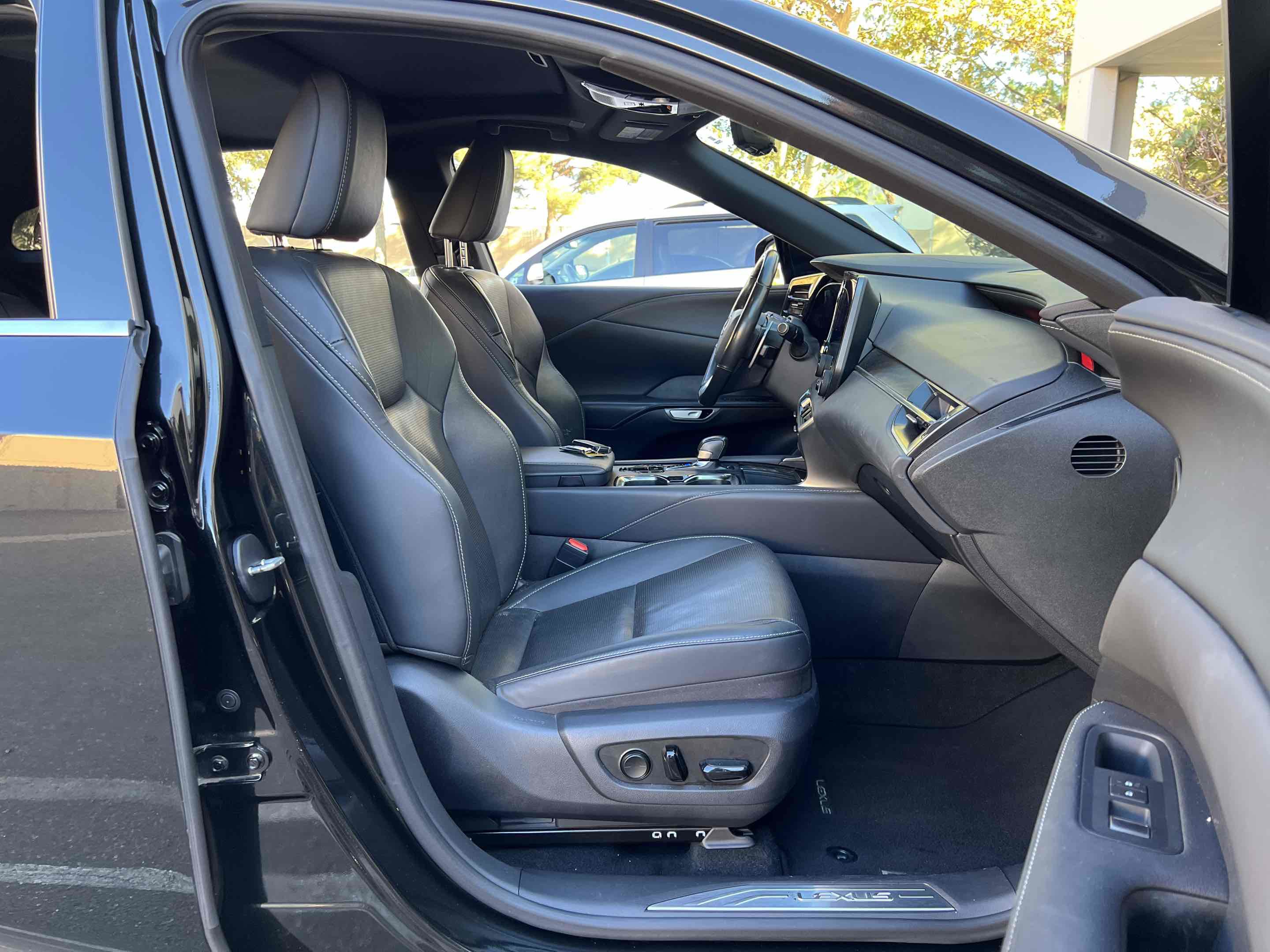 Used 2023 Lexus RX 350 image 29