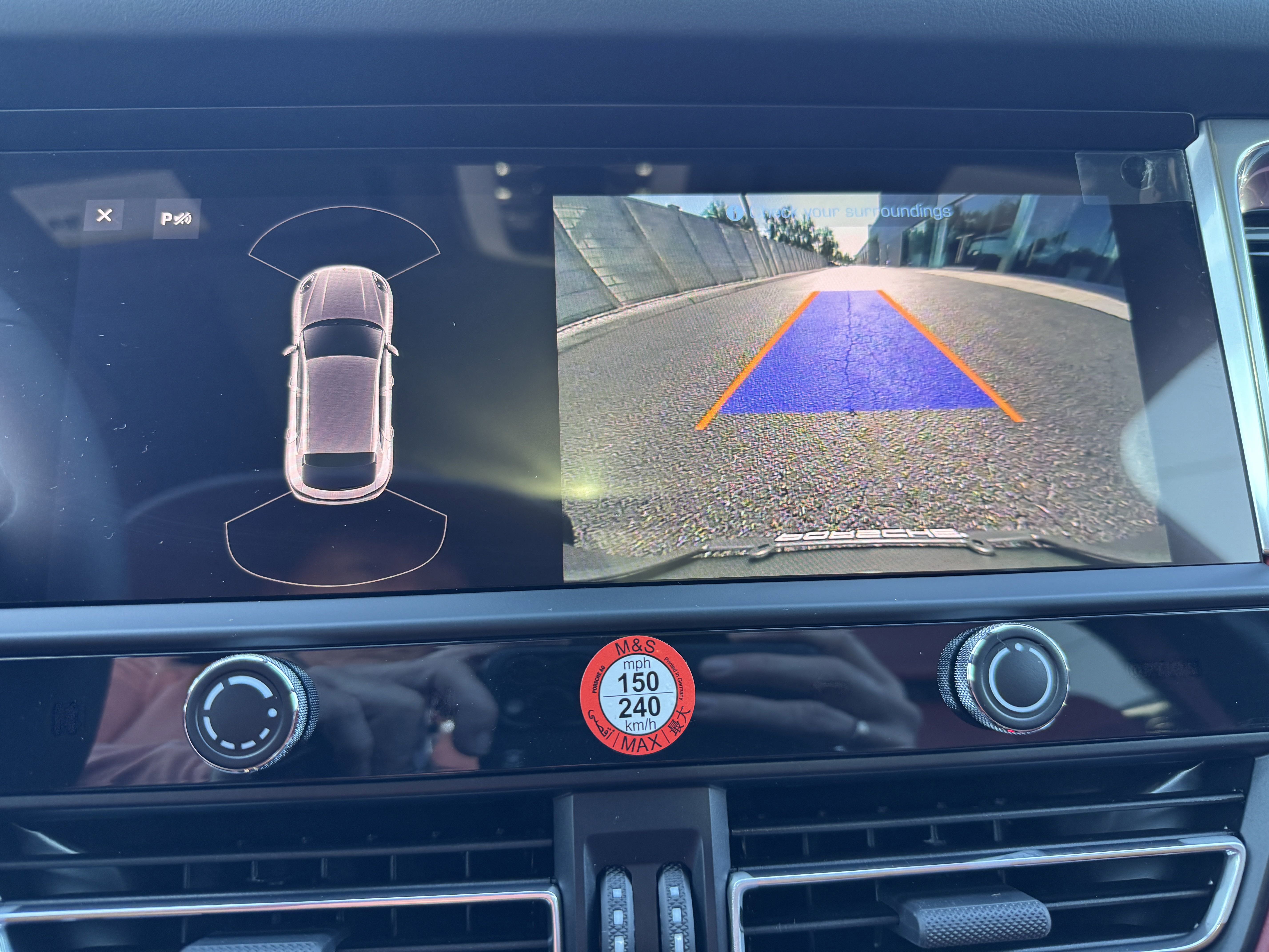 New 2025 Porsche Macan image 29