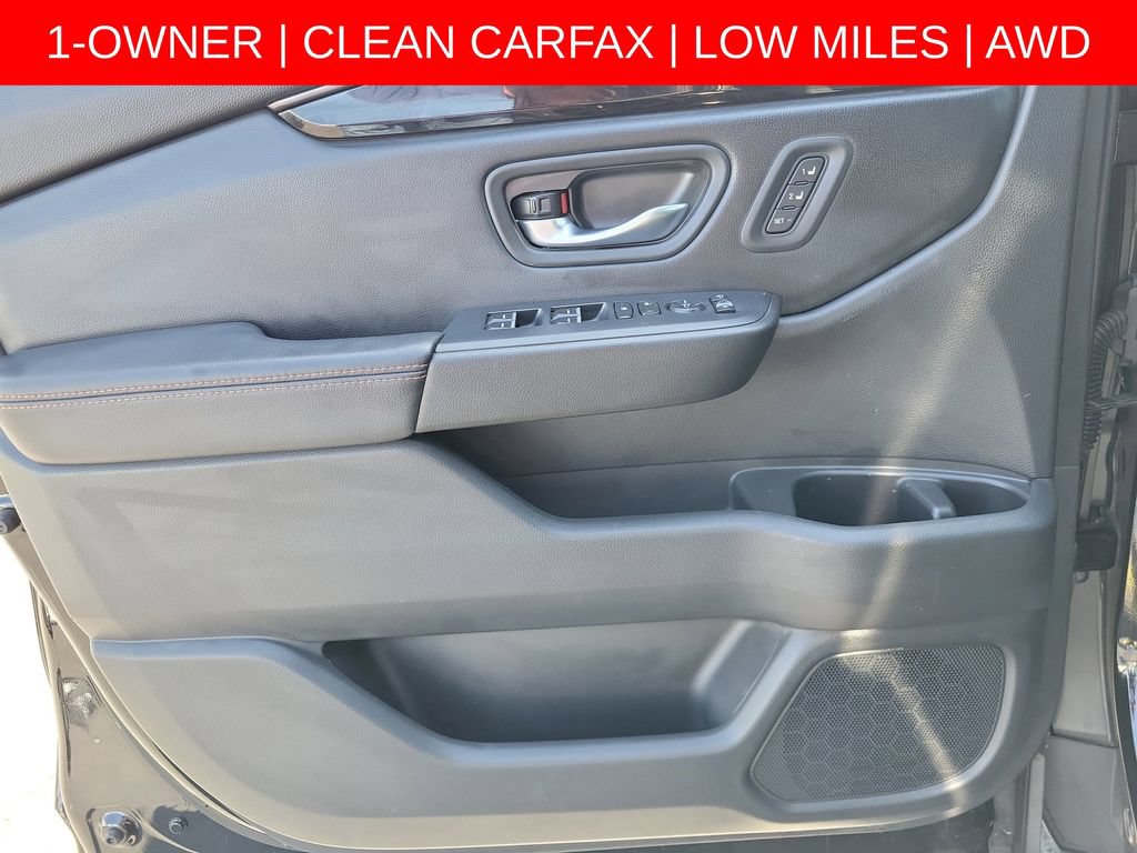 Used 2023 Honda Pilot TrailSport image 24