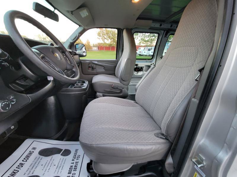 Used 2014 Chevrolet Express 1500 RWD image 30