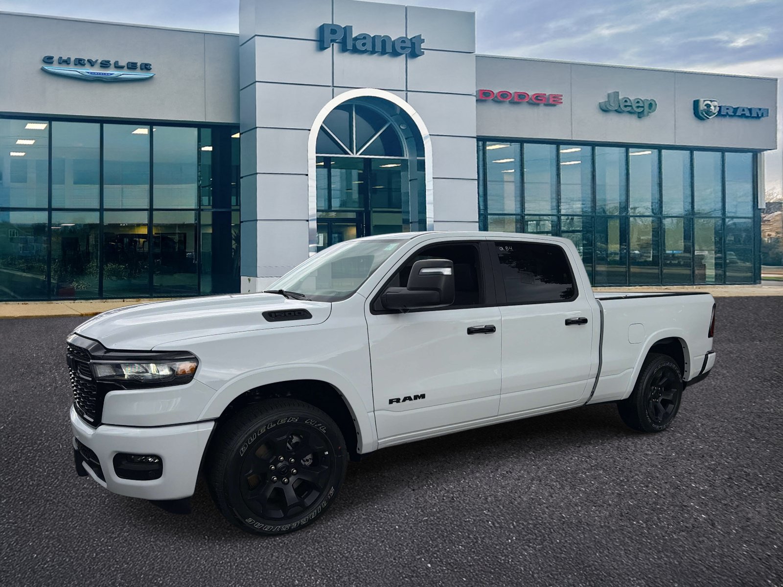 Used 2026 RAM 1500 Big Horn AWD/4WD image 4