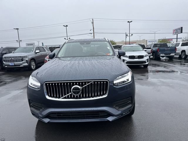 Used 2022 Volvo XC90 T6 Momentum w/ Advanced Package image 2