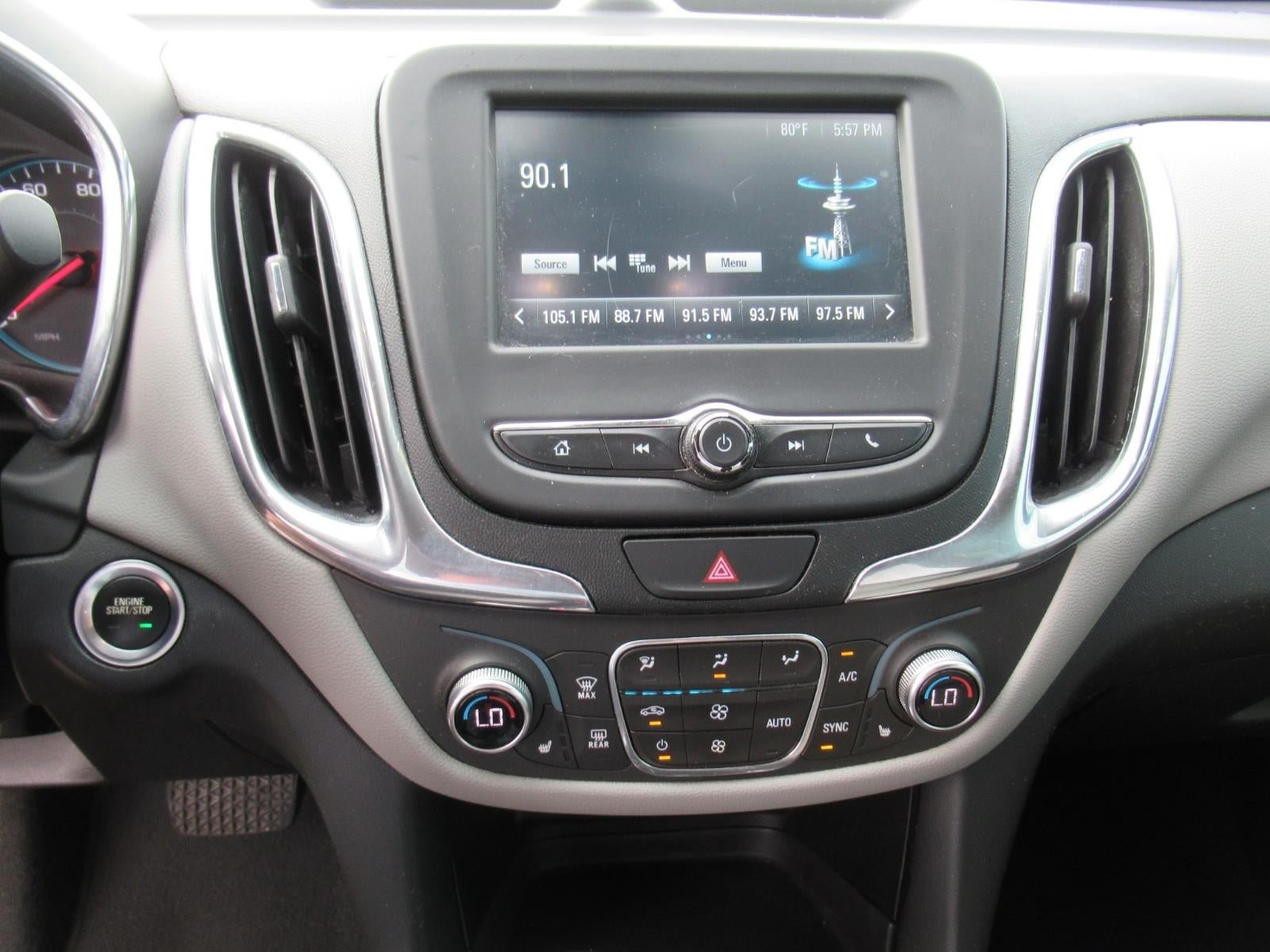 Used 2018 Chevrolet Equinox LT FWD image 23