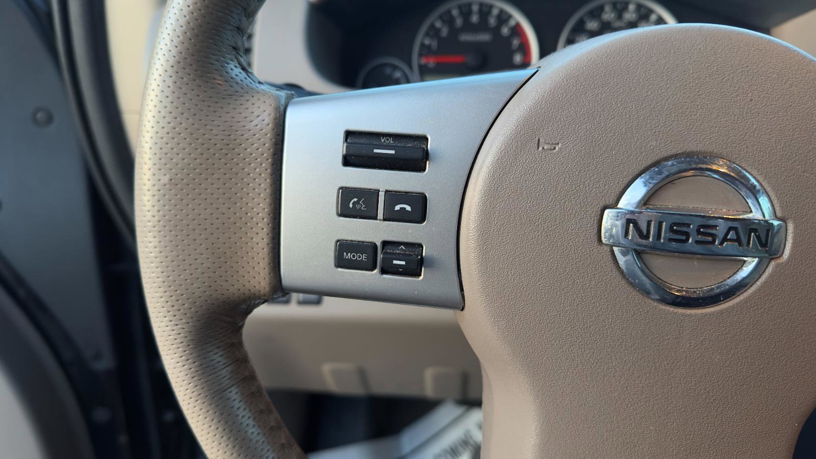 Used 2019 Nissan Frontier SL image 18