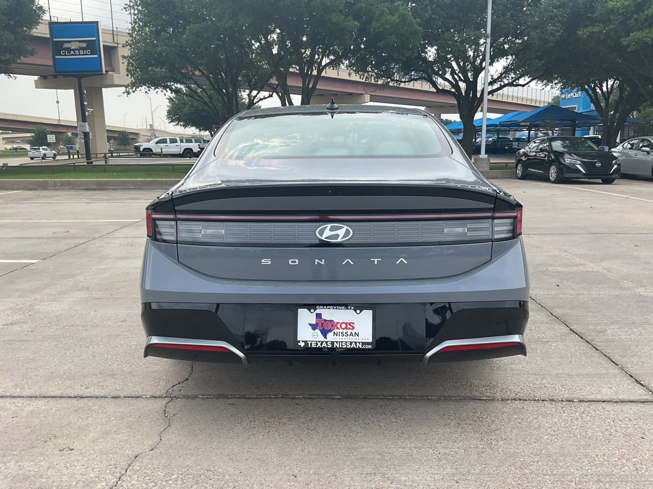 Used 2025 Hyundai Sonata SEL FWD image 6