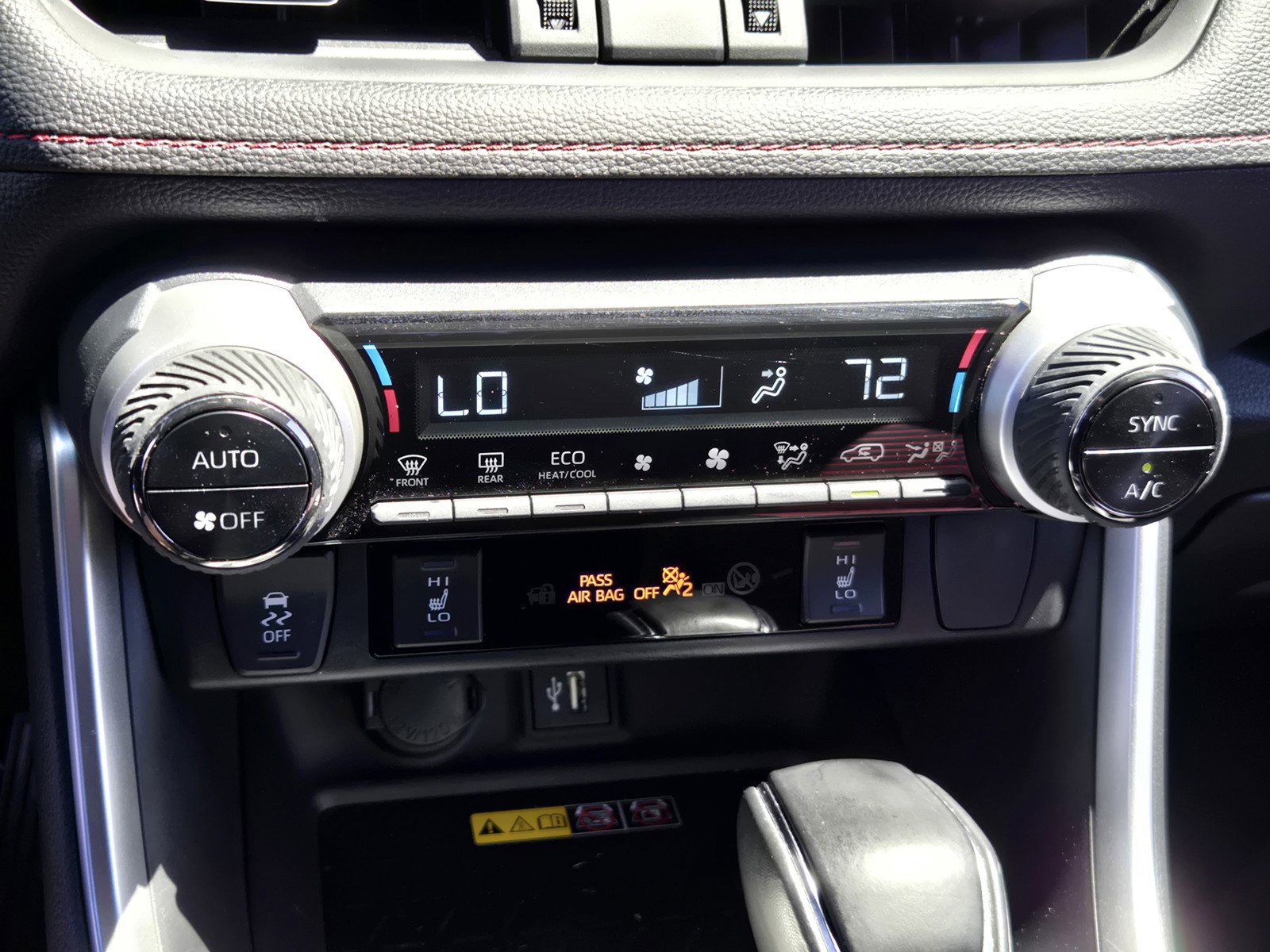 Used 2023 Toyota RAV4 XSE w/ Weather Package AWD/4WD image 20