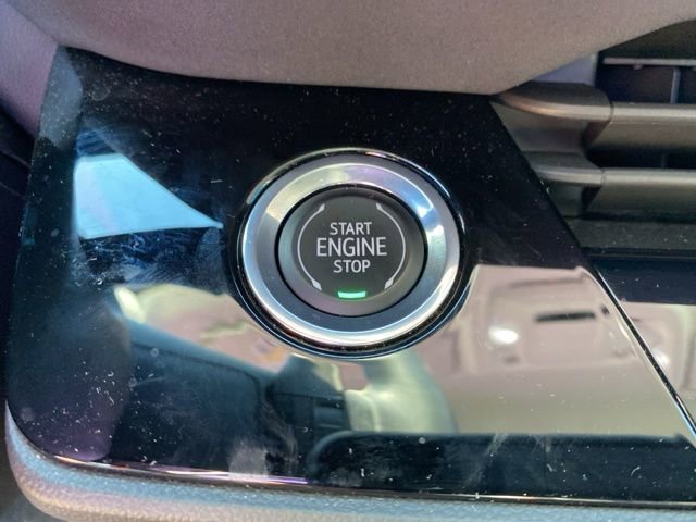 Used 2025 Buick Envision Sport Touring image 25