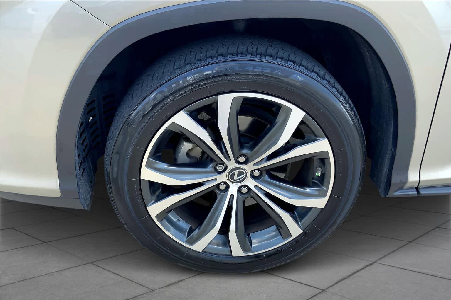 Used 2019 Lexus RX 350 AWD w/ Navigation Package image 11