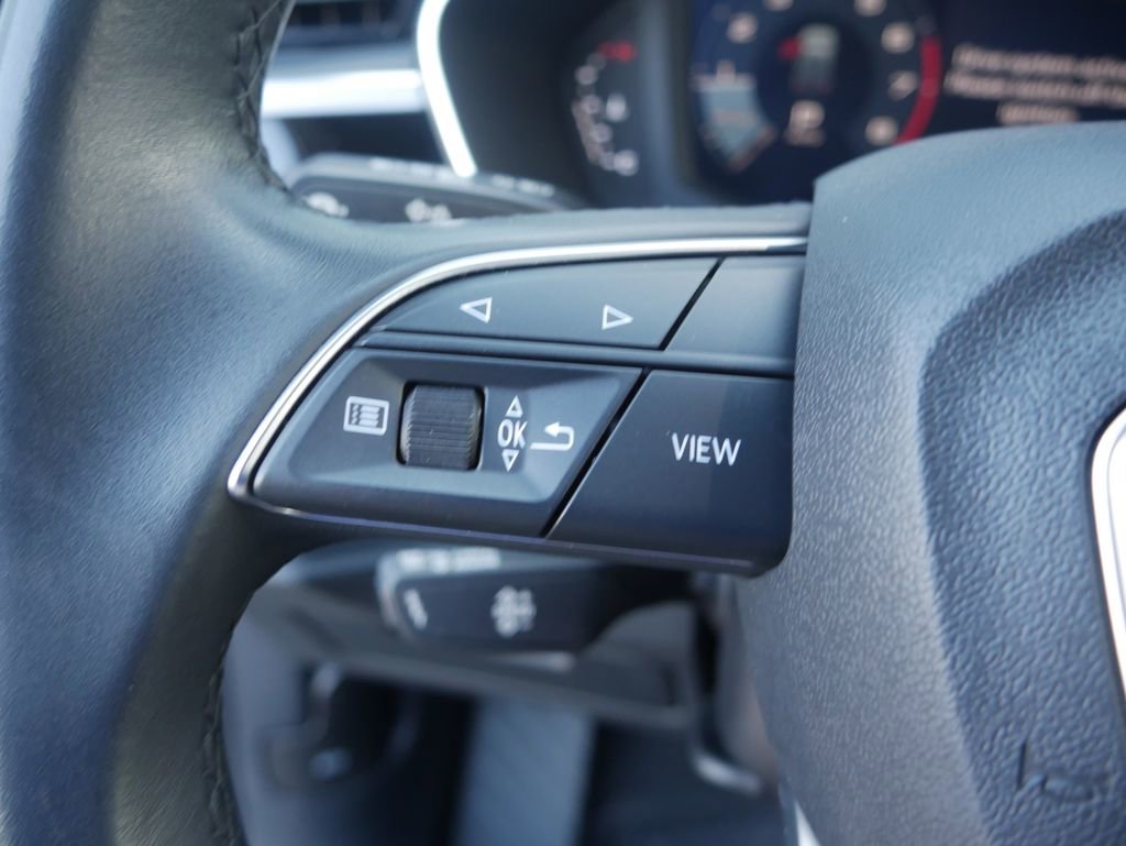 Used 2023 Audi Q3 2.0T Premium w/ Convenience Package image 42