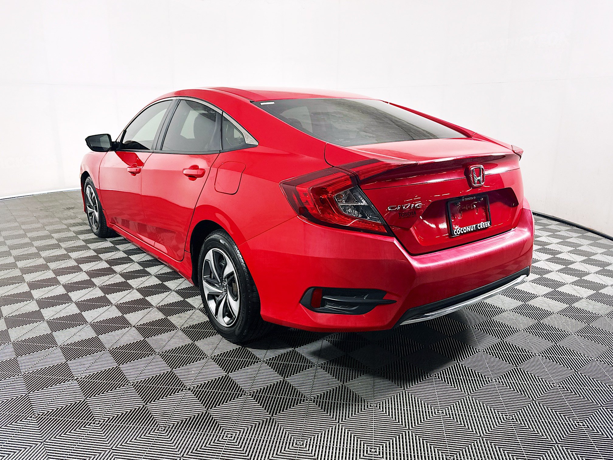 Used 2019 Honda Civic LX image 5