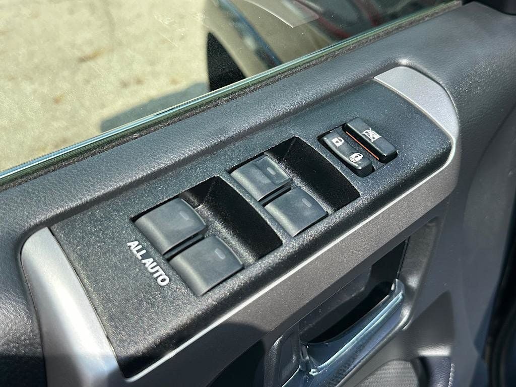 Certified 2020 Toyota 4Runner Limited AWD/4WD image 15