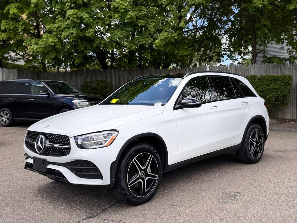 Used 2022 Mercedes-Benz GLC 300 4MATIC image 2