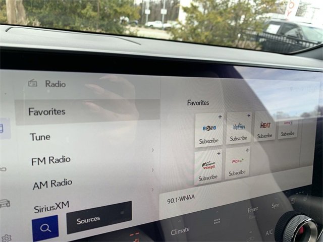 Used 2024 Lexus RX 350h image 24