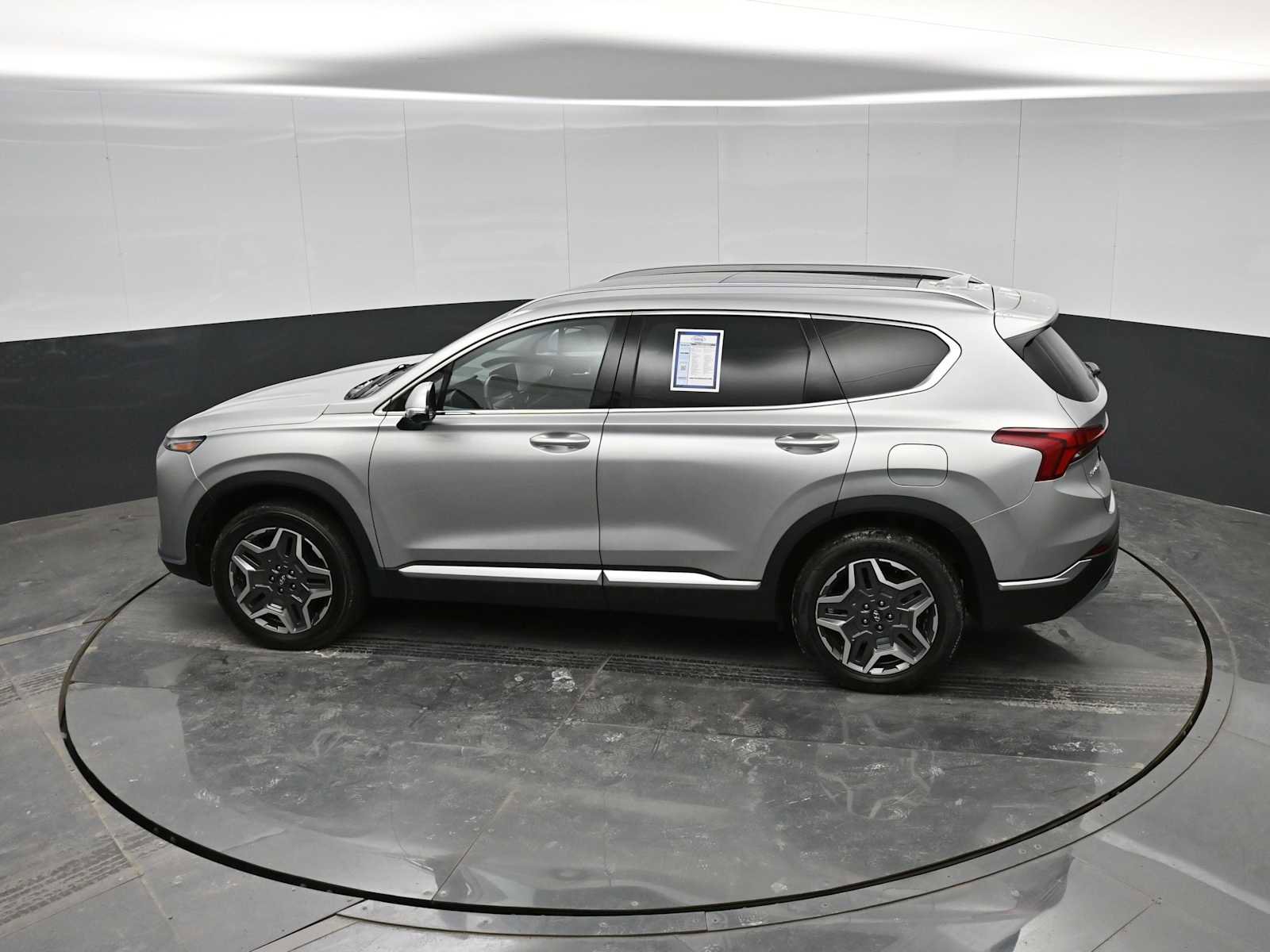 Used 2023 Hyundai Santa Fe Limited image 32