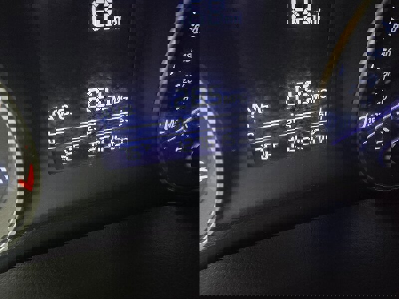 Used 2017 Hyundai Elantra SE image 23