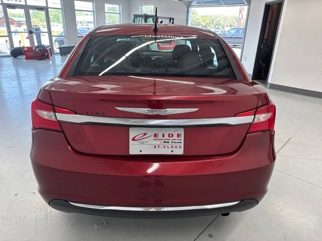 Used 2013 Chrysler 200 LX FWD image 9